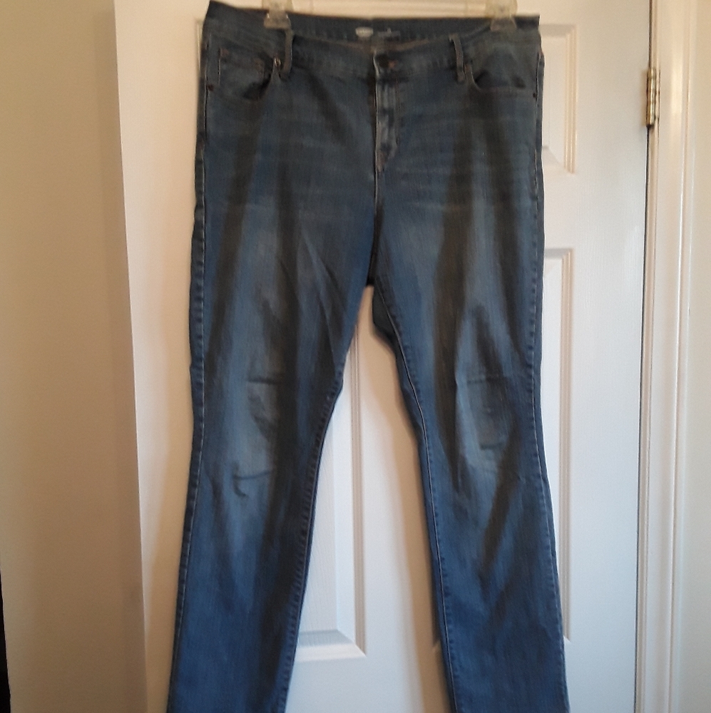 Light wash jeans